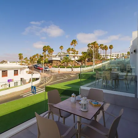 A Mar Octopus * פוארטו דל כרמן